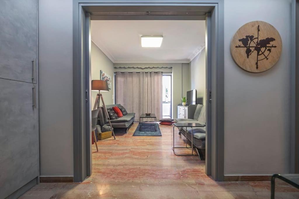 Beautiful Apt In Glyfada Center, Papandreou Street เอเธนส์ ภายนอก รูปภาพ