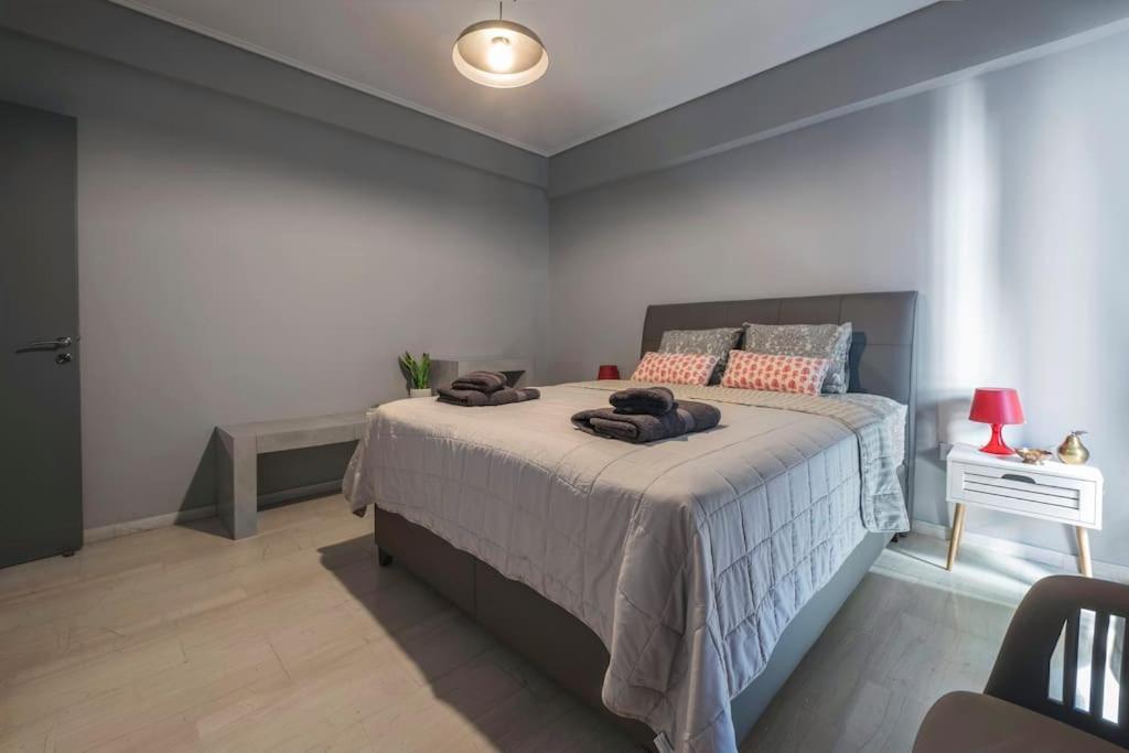 Beautiful Apt In Glyfada Center, Papandreou Street เอเธนส์ ภายนอก รูปภาพ